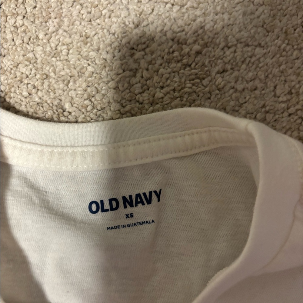 T-Shirt - Picture 3 of 3
